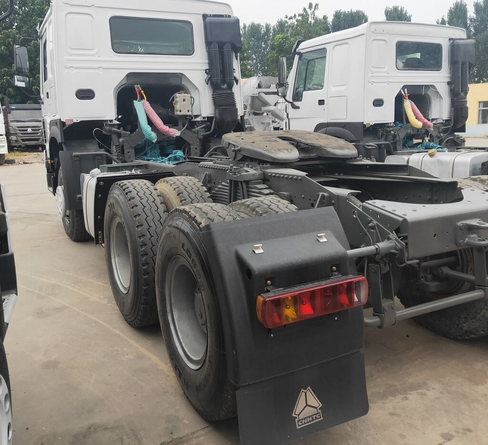 Howo 371 - Vilkikas: foto 1 Howo 371 - Vilkikas: foto 1