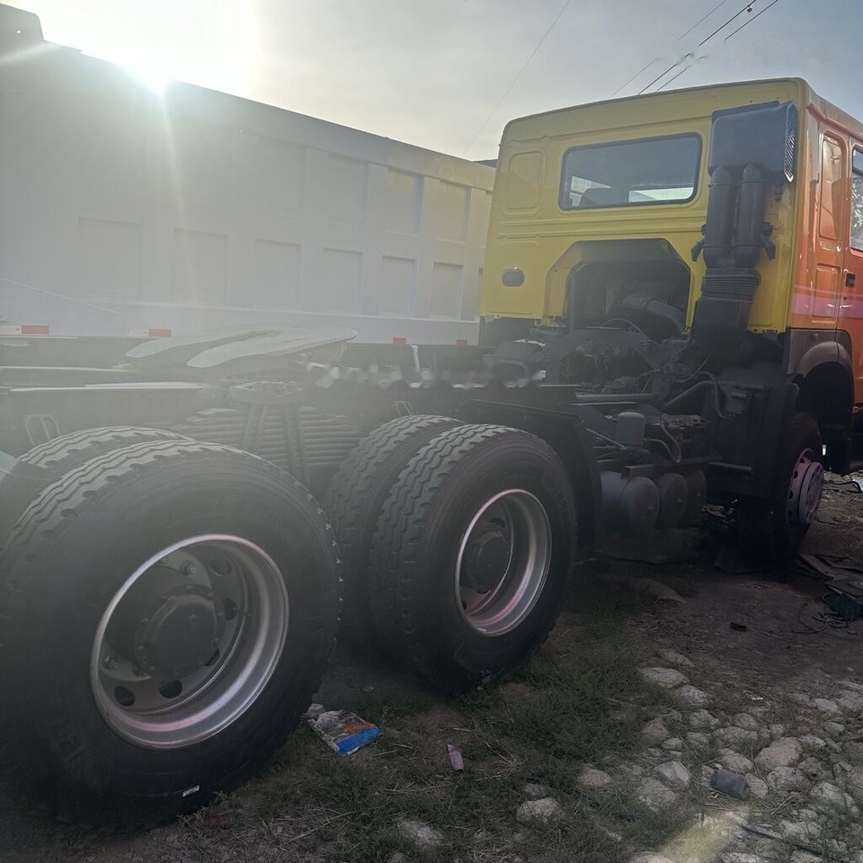 Howo 371 - Vilkikas: foto 4 Howo 371 - Vilkikas: foto 4