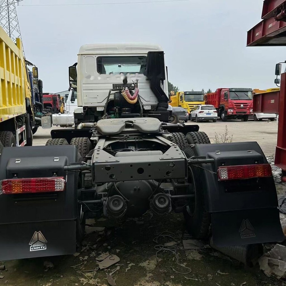 Howo Haohan - Vilkikas: foto 3 Howo Haohan - Vilkikas: foto 3