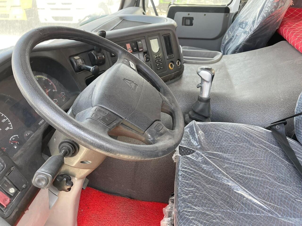 Howo Used 371 6X4 - Vilkikas: foto 5 Howo Used 371 6X4 - Vilkikas: foto 5