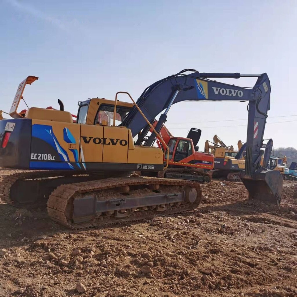 Vikšrinis ekskavatorius Volvo EC210BLC: foto 6