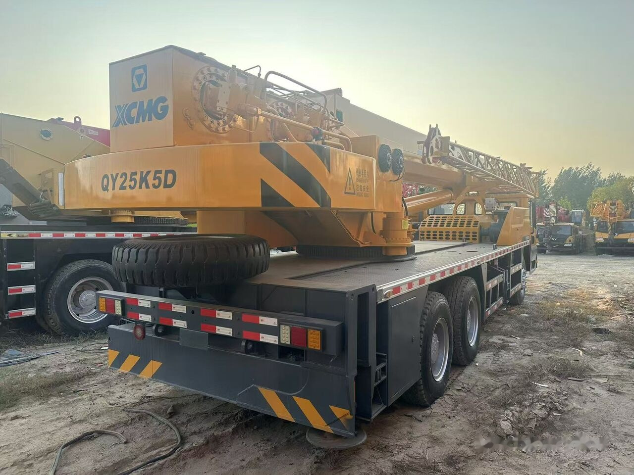 XCMG QY25K5D -3 - Autokranas: foto 3 XCMG QY25K5D -3 - Autokranas: foto 3