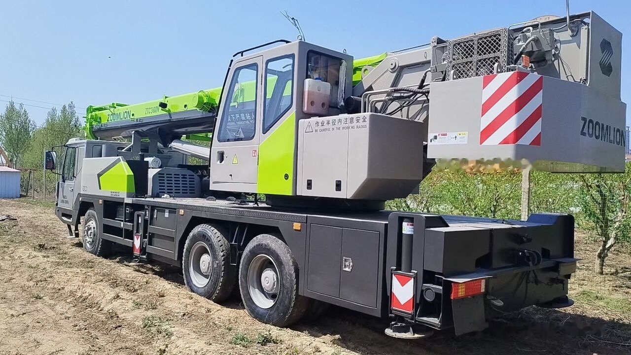 Zoomlion ZTC300V - Autokranas: foto 4 Zoomlion ZTC300V - Autokranas: foto 4