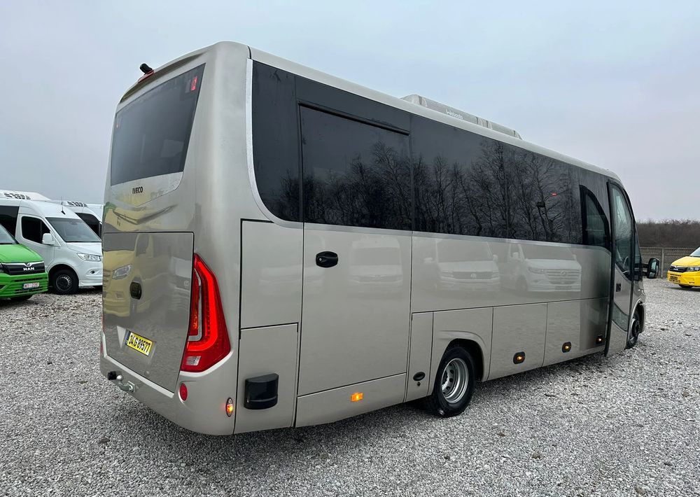 Iveco Daily - Mikroautobusas, Keleivinis furgonas: foto 3 Iveco Daily - Mikroautobusas, Keleivinis furgonas: foto 3