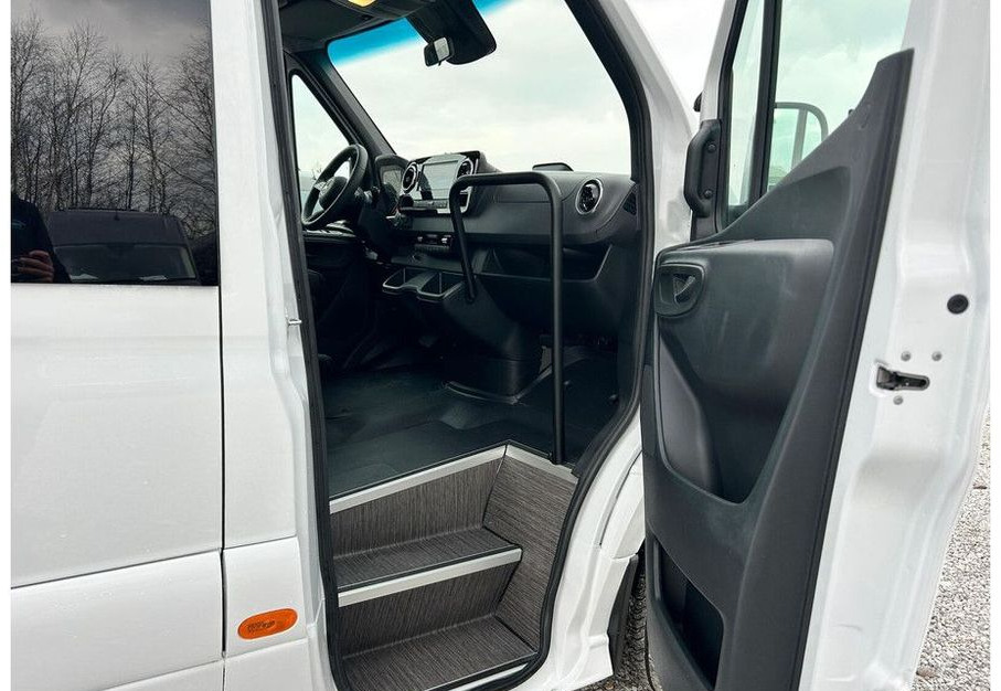 Mikroautobusas, Keleivinis furgonas Mercedes-Benz Sprinter 517: foto 13
