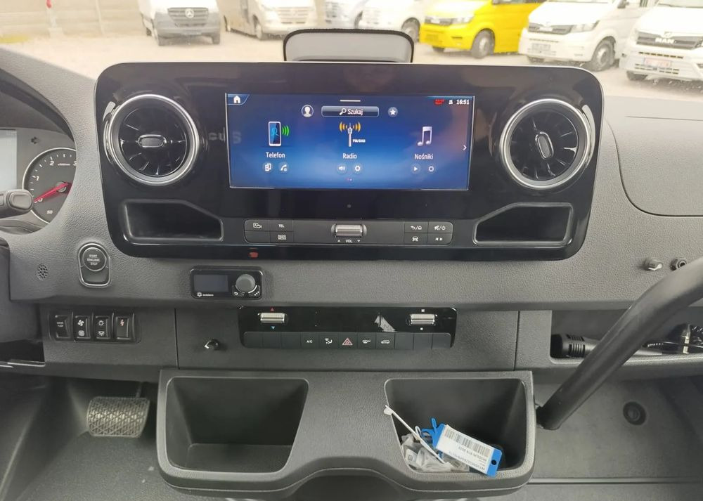 Nauja Mikroautobusas, Keleivinis furgonas Mercedes-Benz Sprinter 519: foto 17
