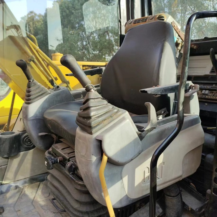 CATERPILLAR 307D - Vikšrinis ekskavatorius: foto 4 CATERPILLAR 307D - Vikšrinis ekskavatorius: foto 4