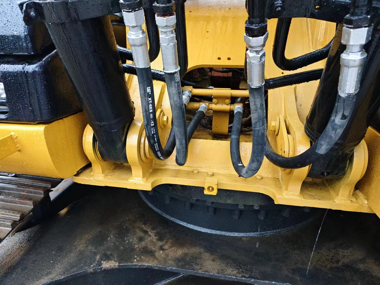 Vikšrinis ekskavatorius CATERPILLAR 320D2 CAT: foto 10