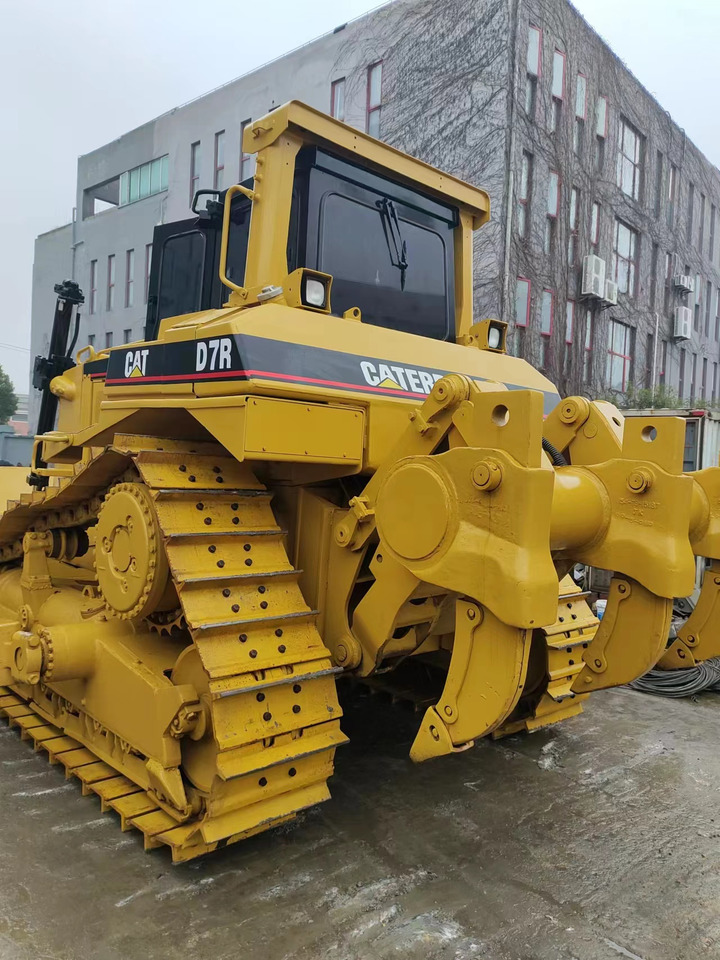 CATERPILLAR D7R - Buldozeris: foto 5 CATERPILLAR D7R - Buldozeris: foto 5