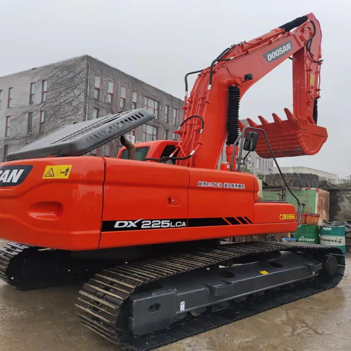 DOOSAN DX225LCA - Vikšrinis ekskavatorius: foto 4 DOOSAN DX225LCA - Vikšrinis ekskavatorius: foto 4