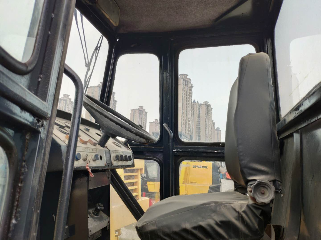 DYNAPAC CA301D - Kompaktorius: foto 5 DYNAPAC CA301D - Kompaktorius: foto 5