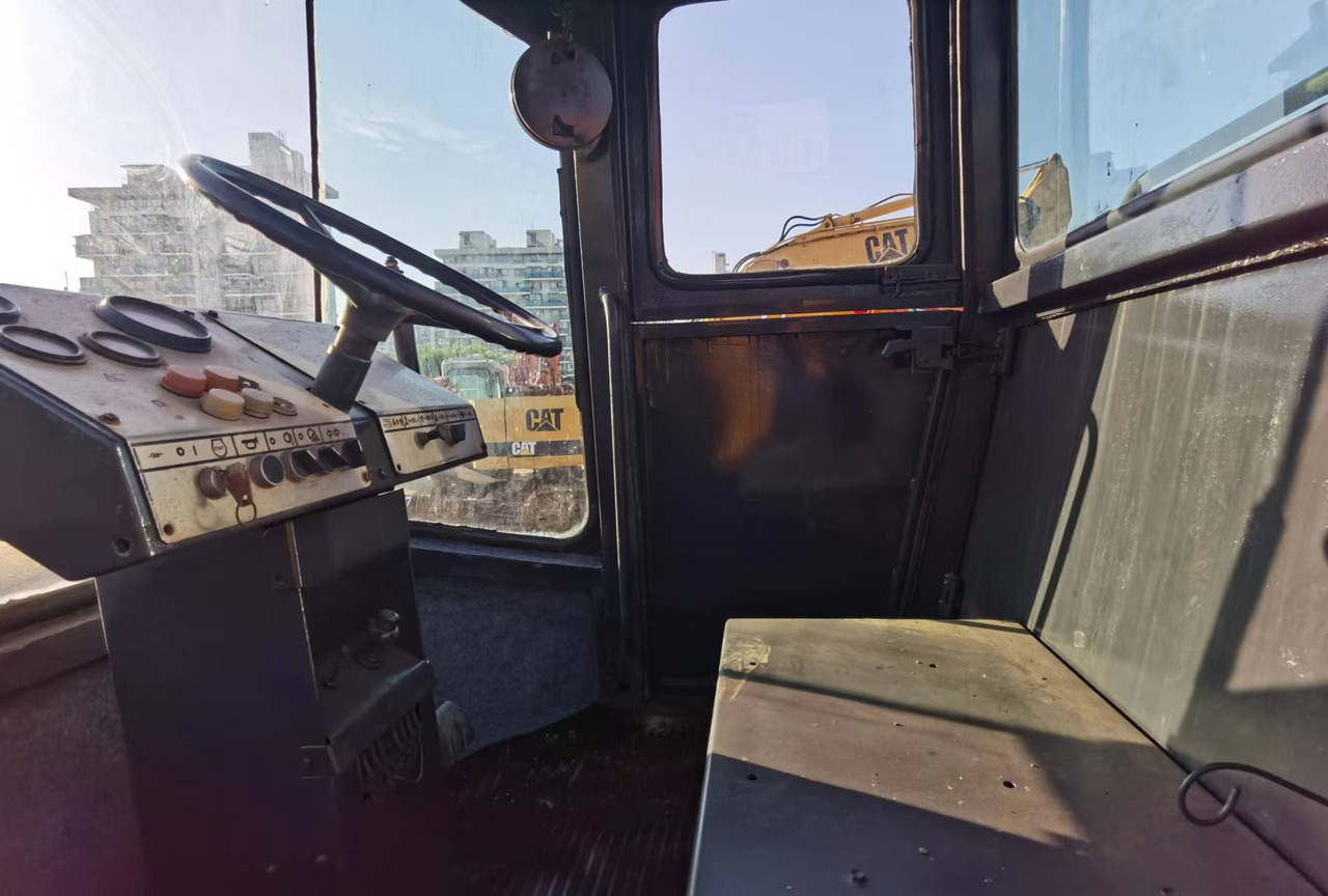 DYNAPAC CA30D - Kompaktorius: foto 3 DYNAPAC CA30D - Kompaktorius: foto 3