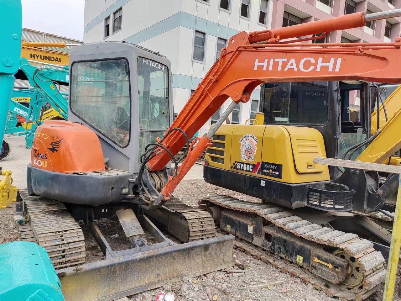 HITACHI ZX40U - Mini ekskavatorius: foto 4 HITACHI ZX40U - Mini ekskavatorius: foto 4