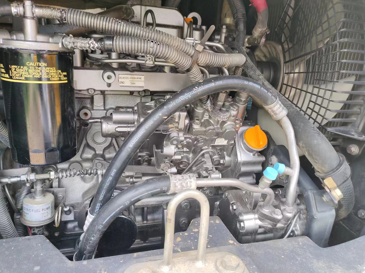 HITACHI ZX55 USR-5A - Mini ekskavatorius: foto 5 HITACHI ZX55 USR-5A - Mini ekskavatorius: foto 5