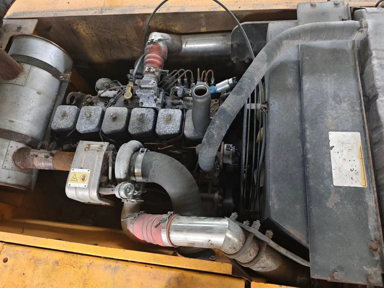 HYUNDAI 210W-7 - Ratinis ekskavatorius: foto 5 HYUNDAI 210W-7 - Ratinis ekskavatorius: foto 5