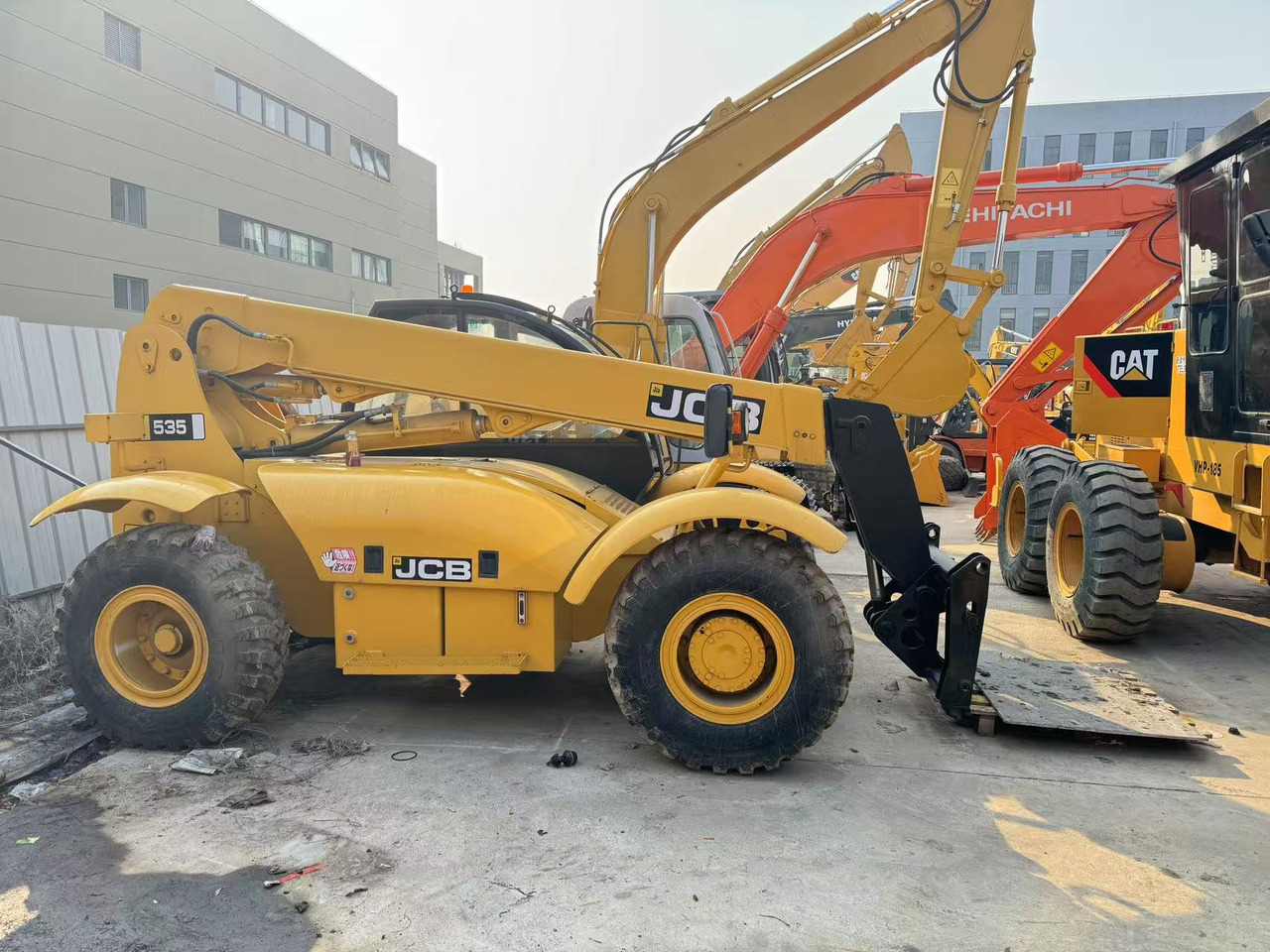 JCB 535 - Teleskopinis krautuvas: foto 1 JCB 535 - Teleskopinis krautuvas: foto 1