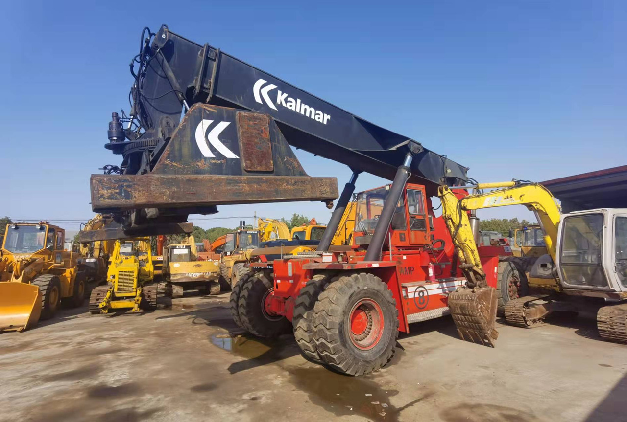 KALMAR DRF450 - Stelažų krautuvas: foto 2 KALMAR DRF450 - Stelažų krautuvas: foto 2