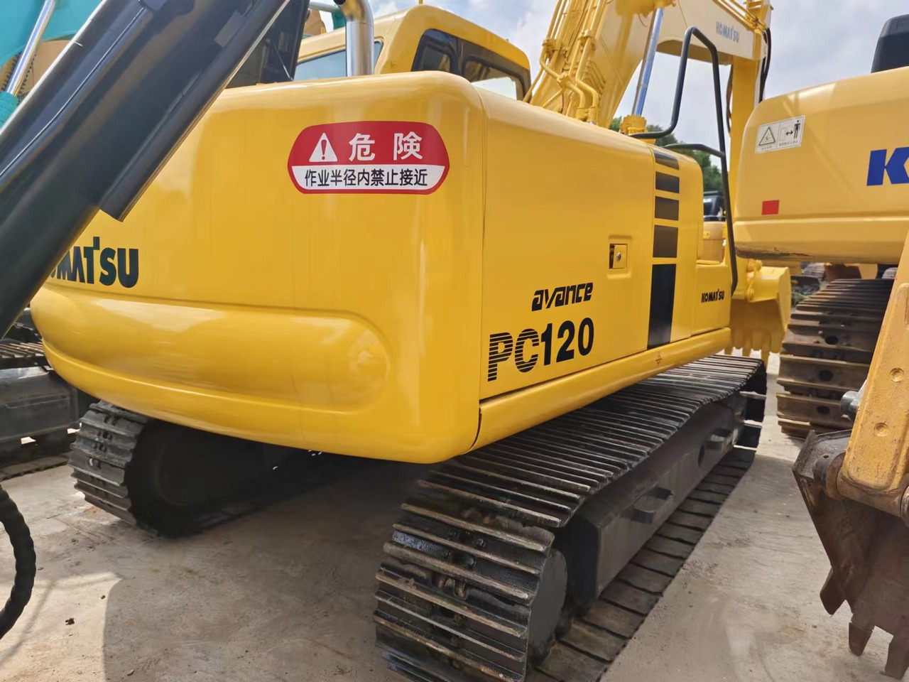 KOMATSU PC120-6 - Vikšrinis ekskavatorius: foto 2 KOMATSU PC120-6 - Vikšrinis ekskavatorius: foto 2