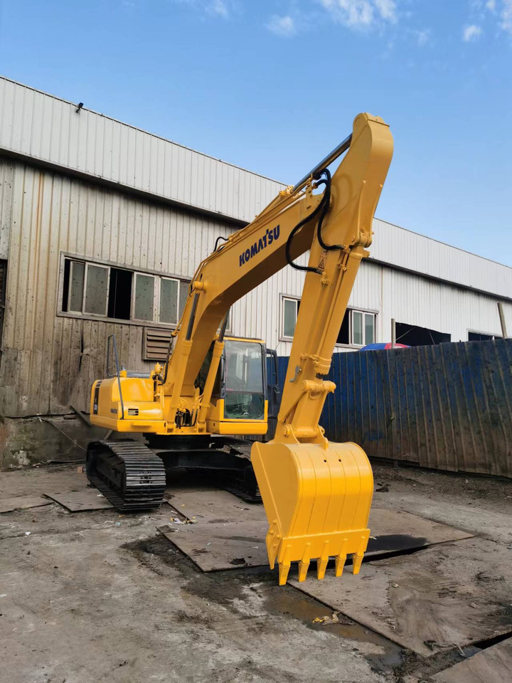 KOMATSU PC200-7 - Vikšrinis ekskavatorius: foto 2 KOMATSU PC200-7 - Vikšrinis ekskavatorius: foto 2