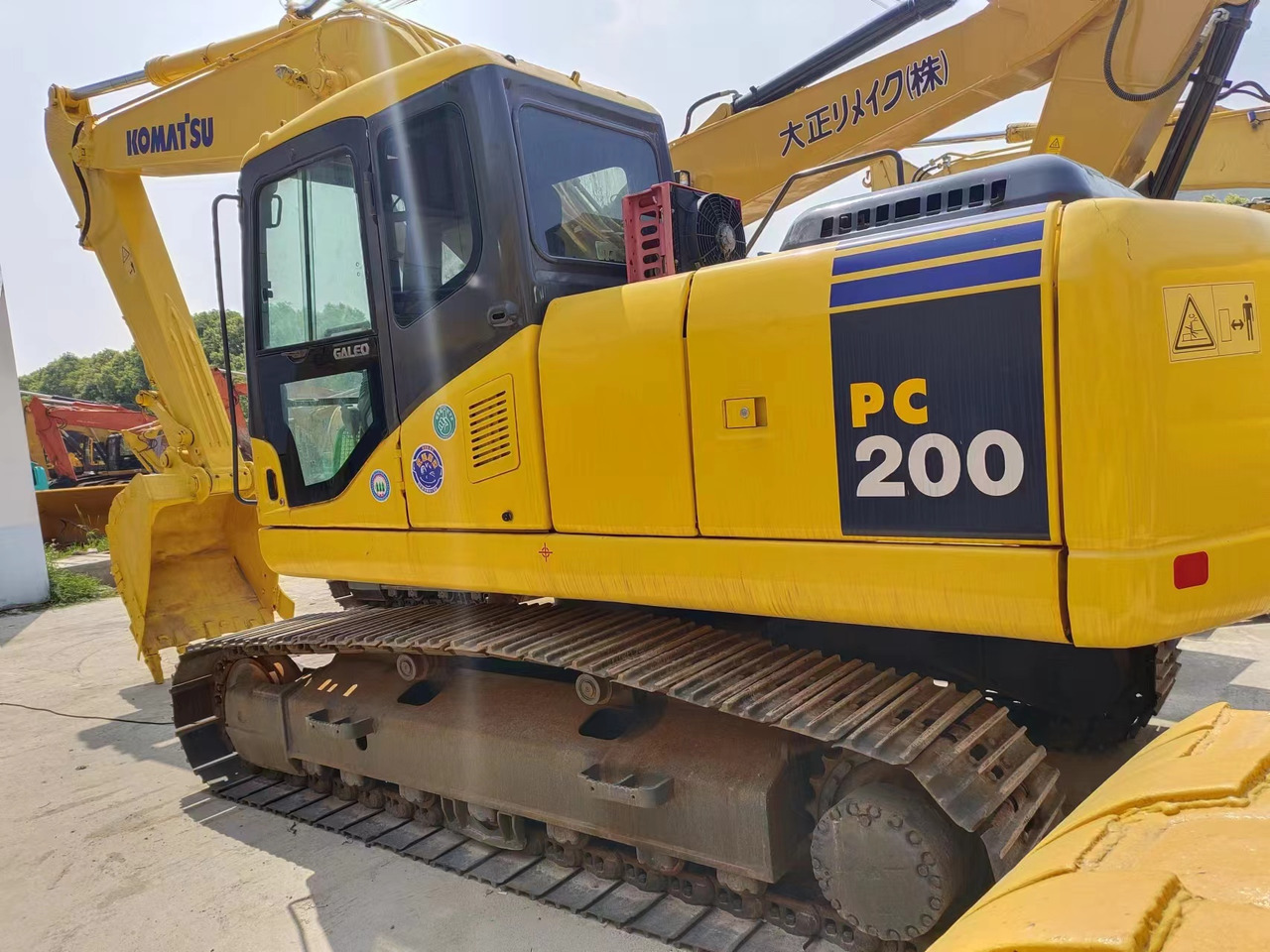 KOMATSU PC200-7 PC200 - Vikšrinis ekskavatorius: foto 1 KOMATSU PC200-7 PC200 - Vikšrinis ekskavatorius: foto 1