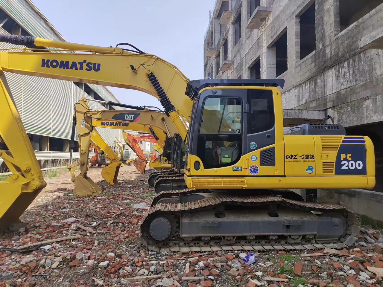 KOMATSU PC200-8 - Vikšrinis ekskavatorius: foto 1 KOMATSU PC200-8 - Vikšrinis ekskavatorius: foto 1