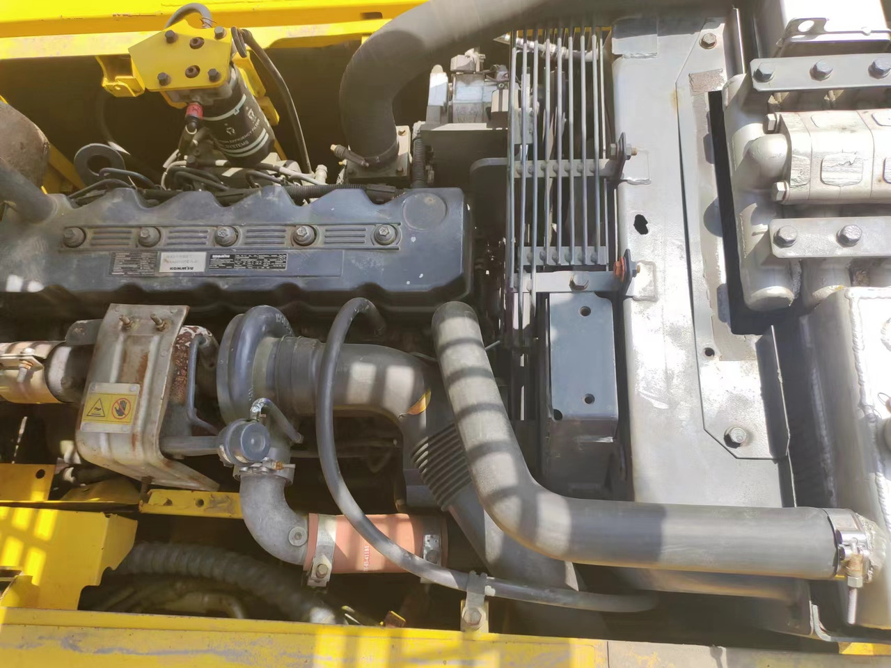 KOMATSU PC220-8 - Vikšrinis ekskavatorius: foto 4 KOMATSU PC220-8 - Vikšrinis ekskavatorius: foto 4