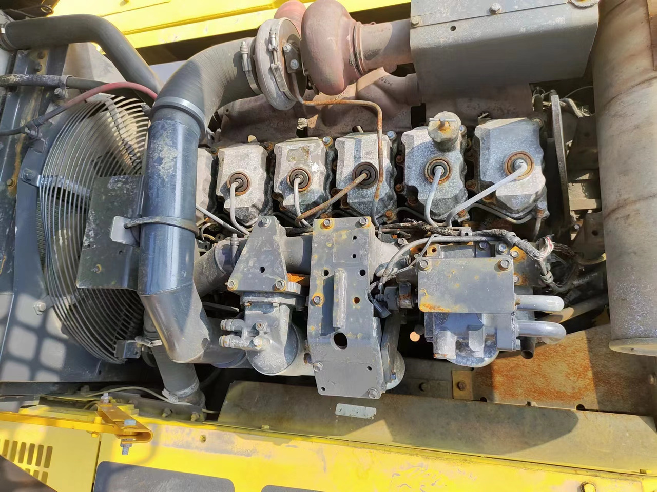 Vikšrinis ekskavatorius KOMATSU PC400-7: foto 7