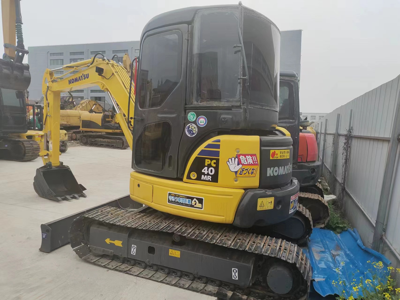 KOMATSU PC40MR - Mini ekskavatorius: foto 2 KOMATSU PC40MR - Mini ekskavatorius: foto 2
