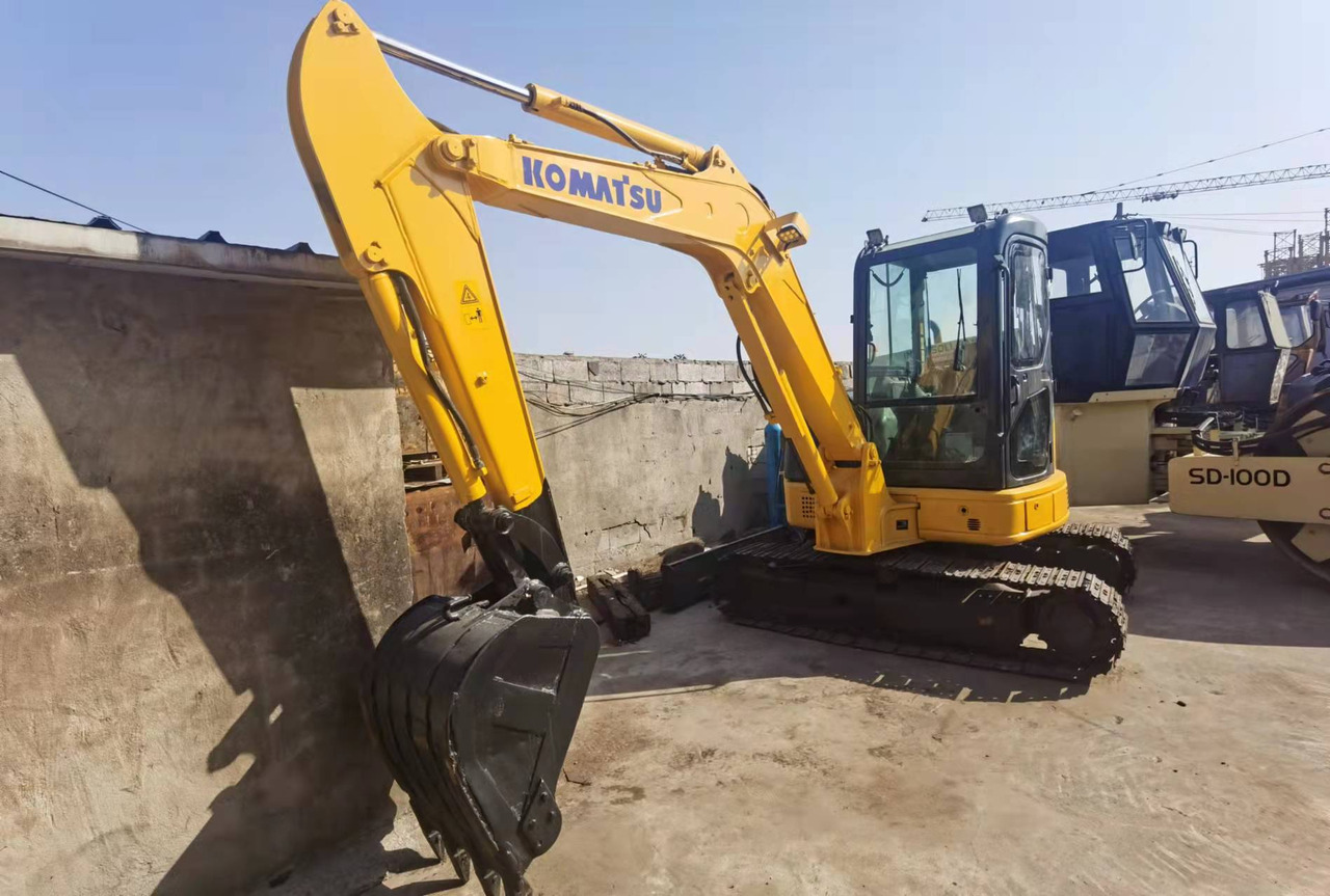 KOMATSU PC55MR-2 - Mini ekskavatorius: foto 1 KOMATSU PC55MR-2 - Mini ekskavatorius: foto 1