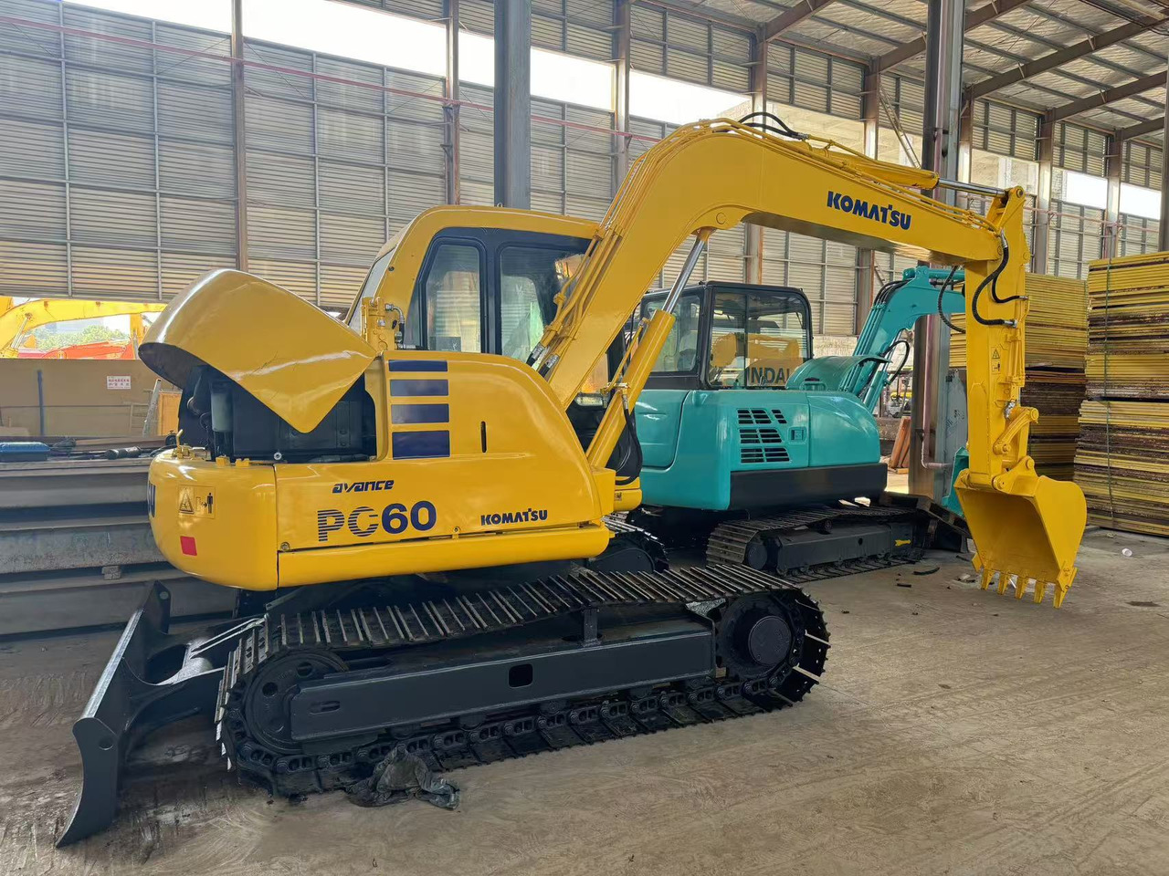 KOMATSU PC60-7 - Mini ekskavatorius: foto 3 KOMATSU PC60-7 - Mini ekskavatorius: foto 3