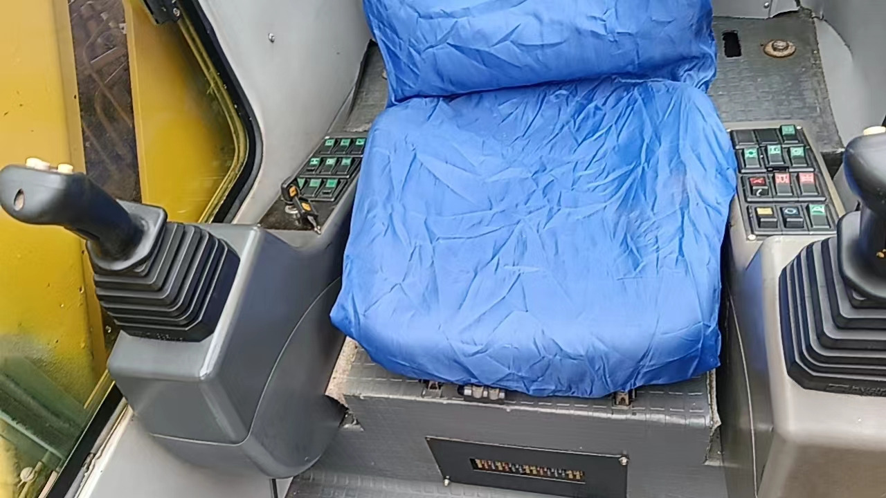 XCMG QY55K QY50K QY70K QY100K original XCMG made in China - Autokranas: foto 4 XCMG QY55K QY50K QY70K QY100K original XCMG made in China - Autokranas: foto 4