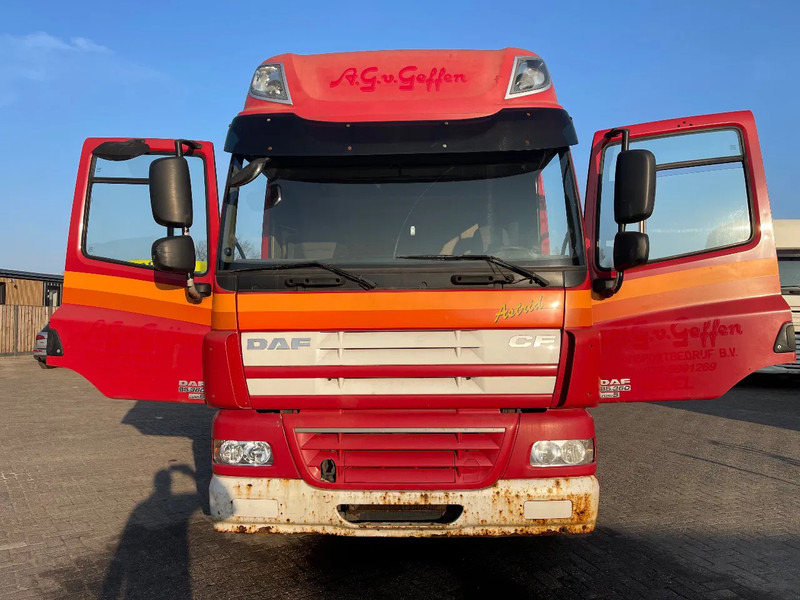 DAF CF 85 Tractor unit - Vilkikas: foto 2 DAF CF 85 Tractor unit - Vilkikas: foto 2