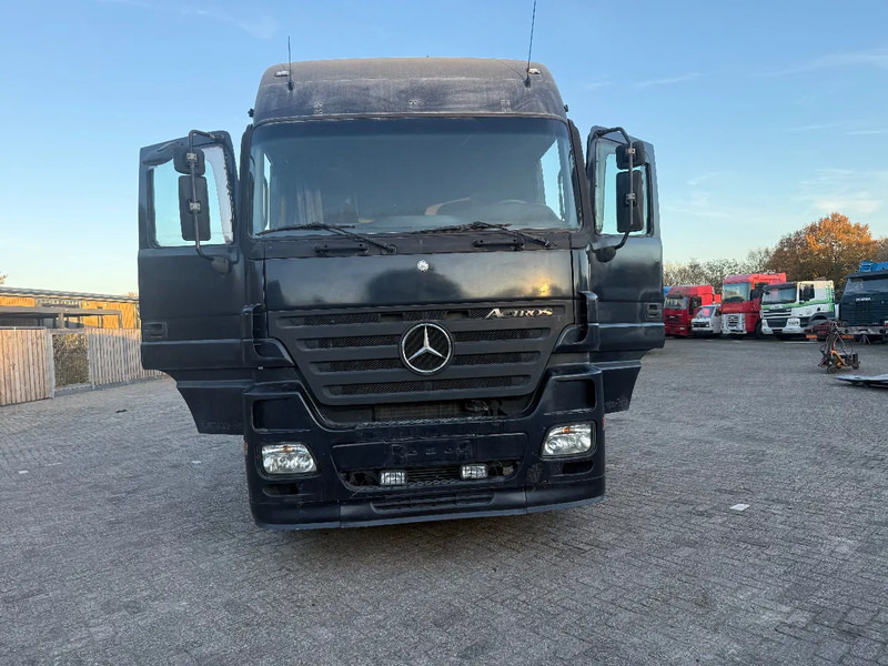 Mercedes-Benz Actros 1844 3 pedals - Vilkikas: foto 3 Mercedes-Benz Actros 1844 3 pedals - Vilkikas: foto 3