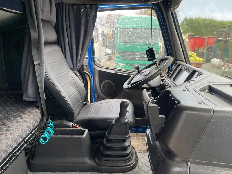 Interior photo 3: Vilkikas Volvo FH 12.420 Tractor unit