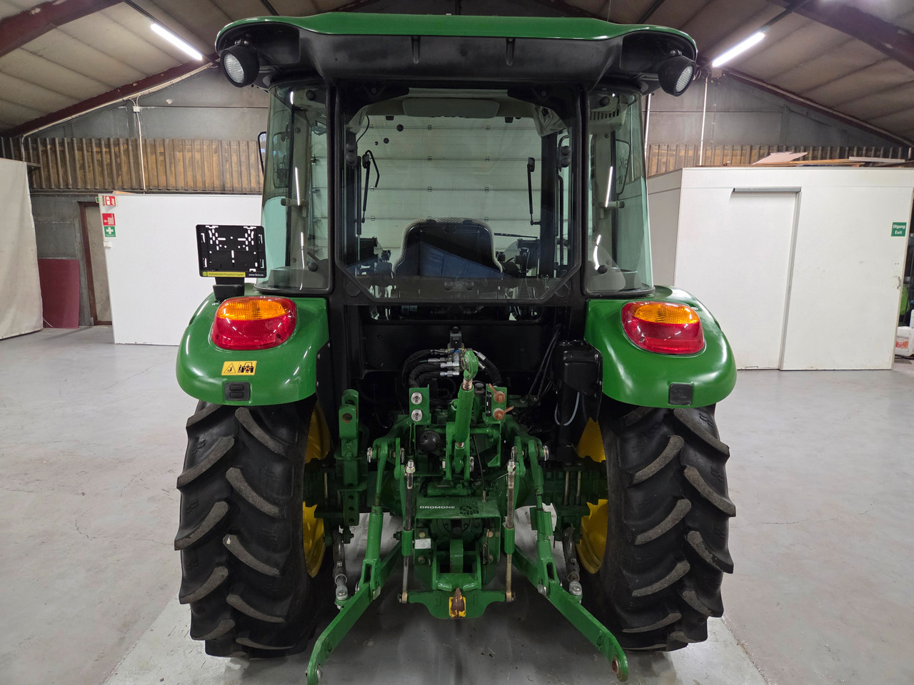 John Deere 5055E #600 timer - Traktorius: foto 4 John Deere 5055E #600 timer - Traktorius: foto 4