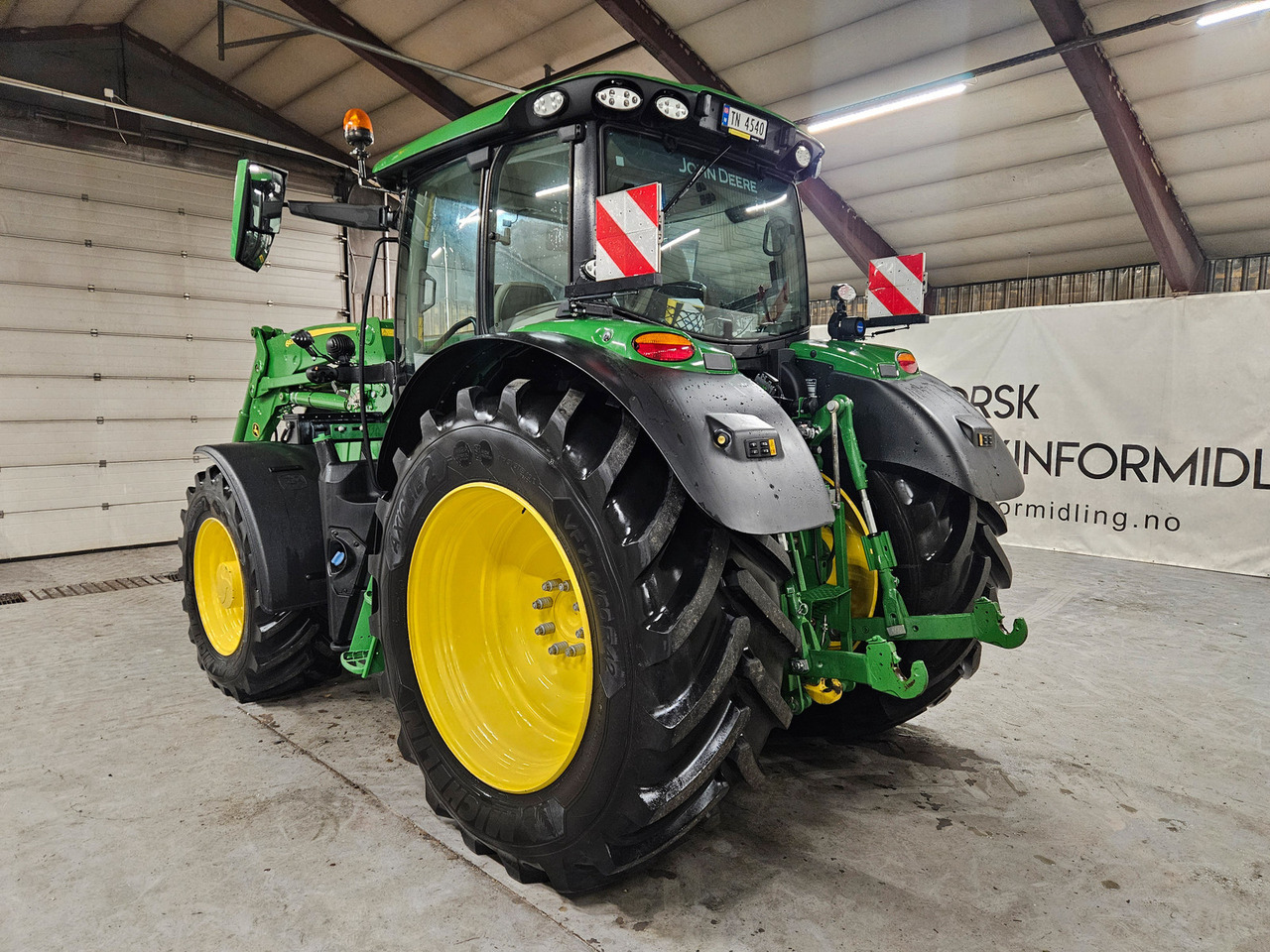 John Deere 6R185 Ultimate #Godt utstyrt og veldig flott traktor - Traktorius: foto 4 John Deere 6R185 Ultimate #Godt utstyrt og veldig flott traktor - Traktorius: foto 4
