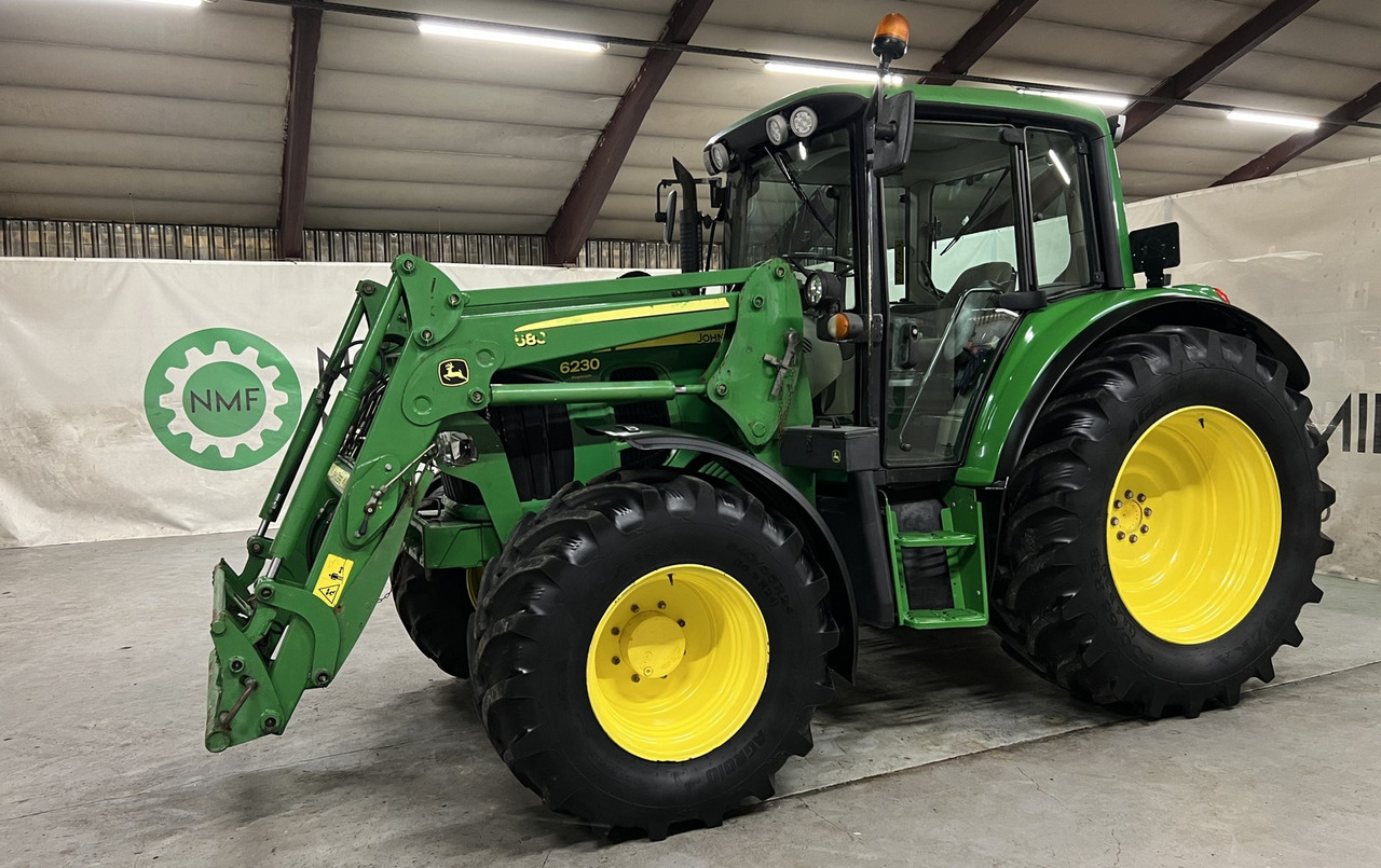 John Deere JOHN DEERE 6230 PREMIUM #TAR INNBYTTE# - Traktorius: foto 1 John Deere JOHN DEERE 6230 PREMIUM #TAR INNBYTTE# - Traktorius: foto 1