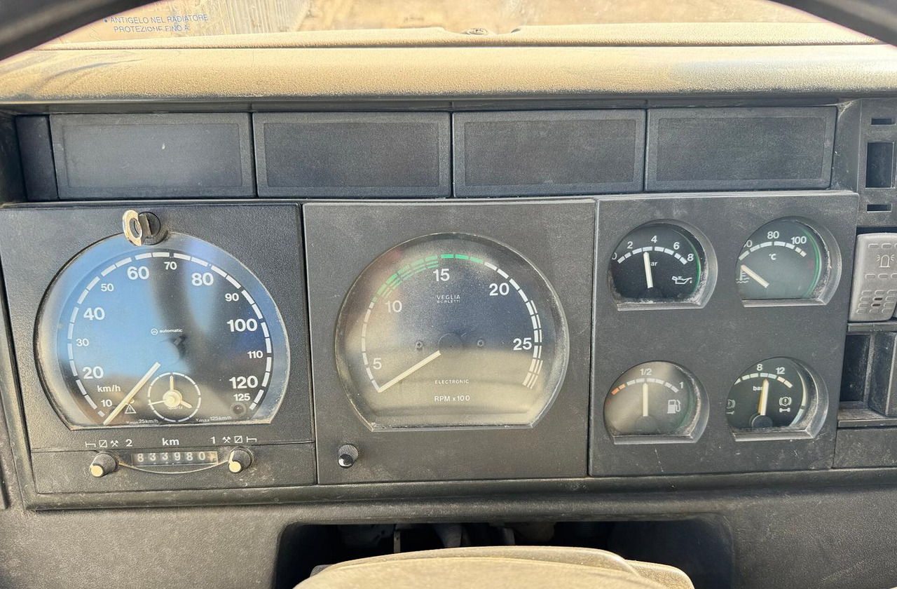 Betonpompa CIFA ASTRA HD84.38 - 2003 - Betonvežis su siurbliu: foto 5 Betonpompa CIFA ASTRA HD84.38 - 2003 - Betonvežis su siurbliu: foto 5