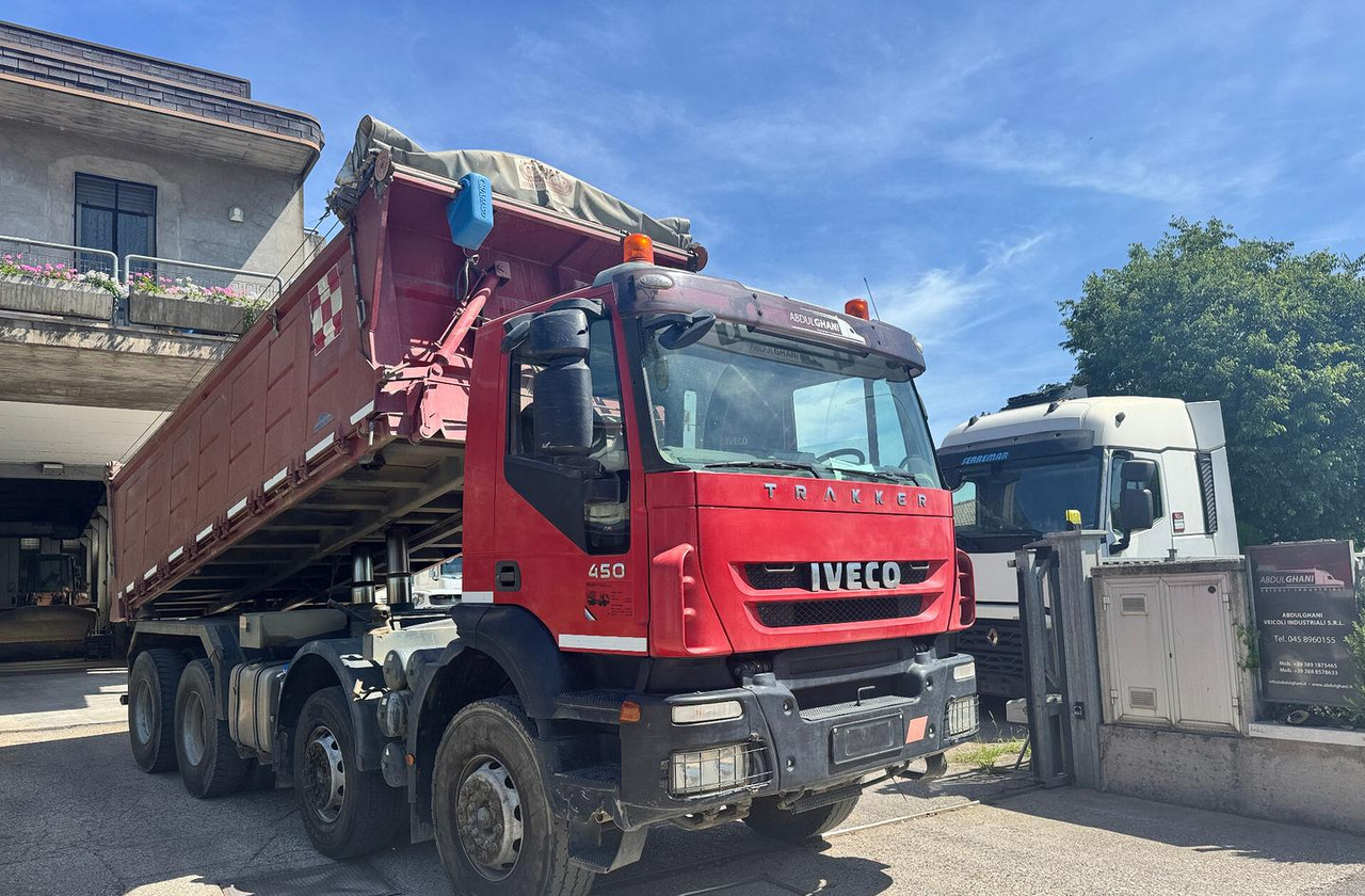 Ribaltabile Iveco Trakker 450 8X4 - Savivartis sunkvežimis: foto 2 Ribaltabile Iveco Trakker 450 8X4 - Savivartis sunkvežimis: foto 2