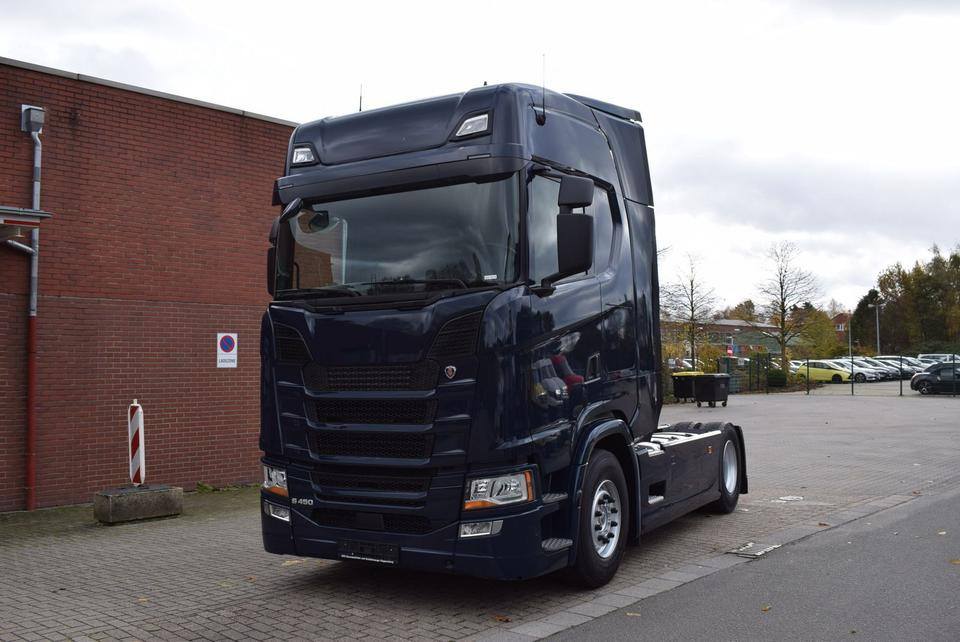 Scania S 450 Highline 2xTank LED Vollluft Retarder - Vilkikas: foto 1 Scania S 450 Highline 2xTank LED Vollluft Retarder - Vilkikas: foto 1
