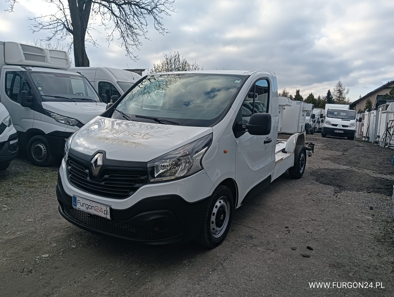 RENAULT TRAFIC PLATFORMA DO ZABUDOWY NR 625 - Mažas savivartis: foto 1 RENAULT TRAFIC PLATFORMA DO ZABUDOWY NR 625 - Mažas savivartis: foto 1