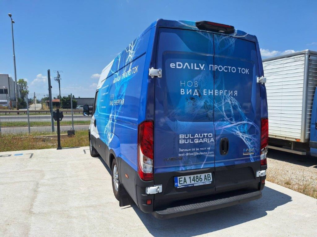 IVECO 35S14E/P - Krovininis mikroautobusas, Elektrinis furgonas: foto 5 IVECO 35S14E/P - Krovininis mikroautobusas, Elektrinis furgonas: foto 5