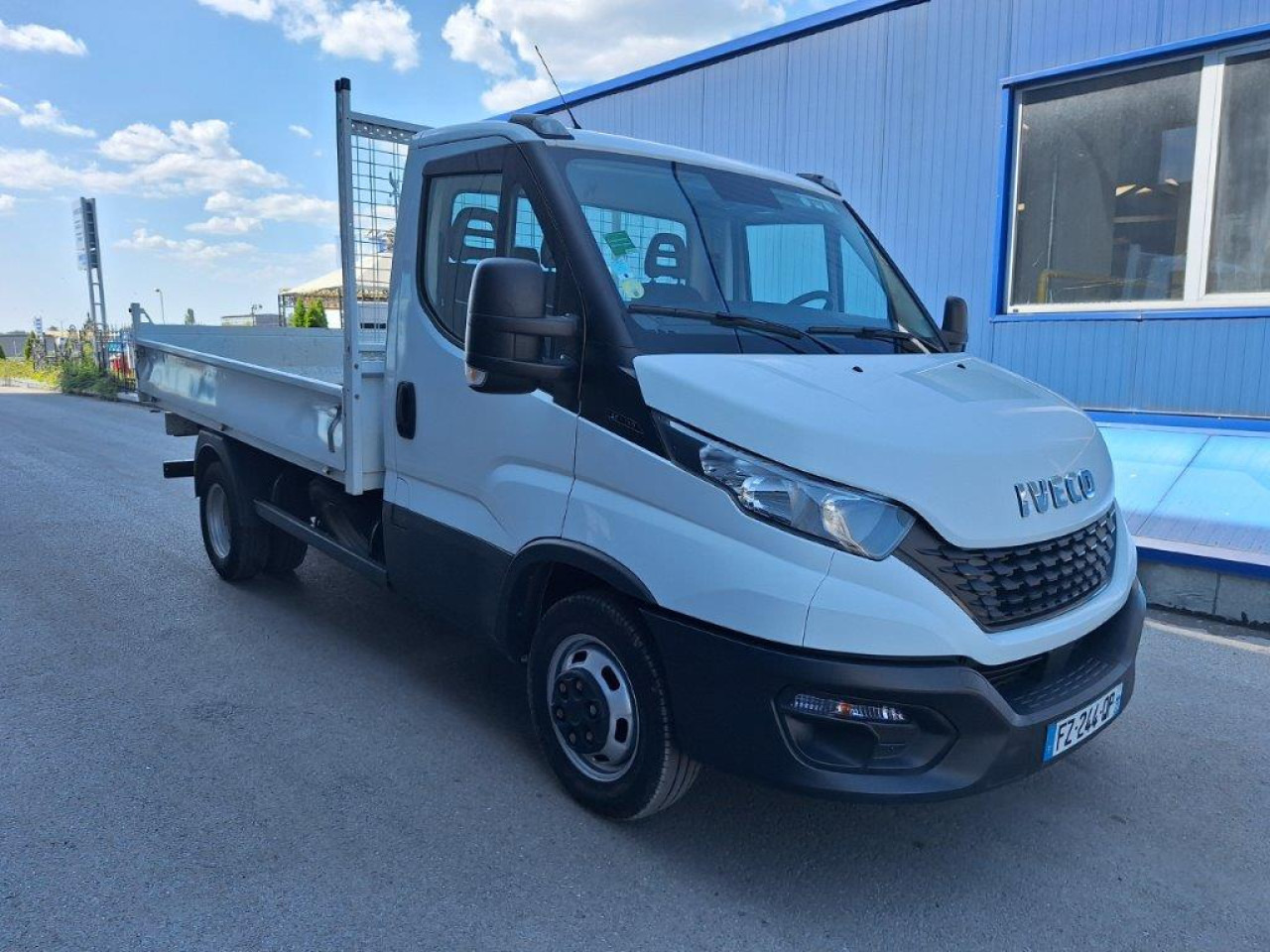 IVECO Daily 35C14 tipper - Mažas savivartis: foto 3 IVECO Daily 35C14 tipper - Mažas savivartis: foto 3