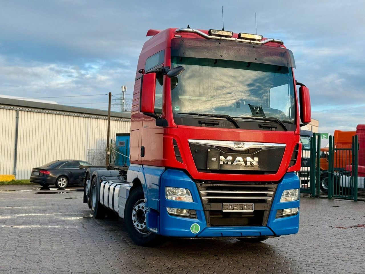 MAN TGX 26.470 XXL 6x2 BDF+Retarter +Standklima - Konteineris-vežimus/ Sukeisti kūną sunkvežimis: foto 1 MAN TGX 26.470 XXL 6x2 BDF+Retarter +Standklima - Konteineris-vežimus/ Sukeisti kūną sunkvežimis: foto 1