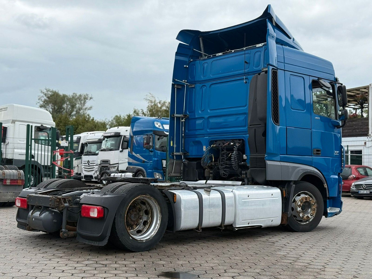 DAF XF 460 Low +Retarter+2xTank - Vilkikas: foto 4 DAF XF 460 Low +Retarter+2xTank - Vilkikas: foto 4