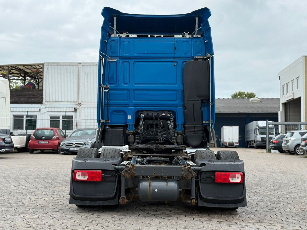 DAF XF 460 Low +Retarter+2xTank - Vilkikas: foto 5 DAF XF 460 Low +Retarter+2xTank - Vilkikas: foto 5