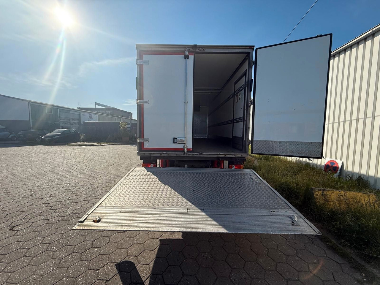 Volvo FL 42 R 240 +Thermoking T-880R+Kamera - Refrižeratorius sunkvežimis: foto 4 Volvo FL 42 R 240 +Thermoking T-880R+Kamera - Refrižeratorius sunkvežimis: foto 4