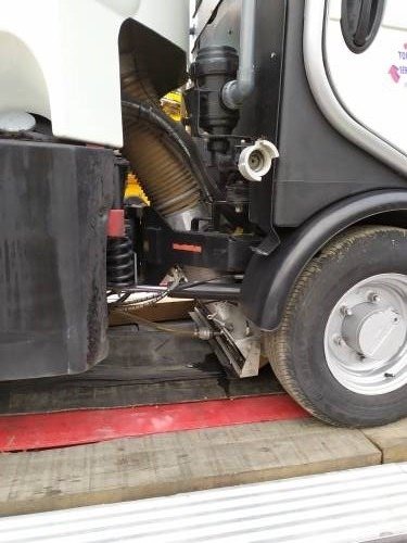 Bucher CC 2020 - Grindų šlavimo mašina: foto 4 Bucher CC 2020 - Grindų šlavimo mašina: foto 4
