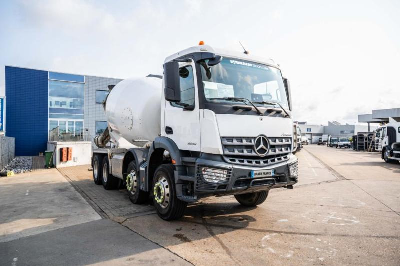 Mercedes AROCS 3240 BB+STETTER 9m3 - Betonvežis: foto 2 Mercedes AROCS 3240 BB+STETTER 9m3 - Betonvežis: foto 2