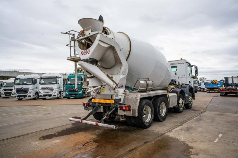 Mercedes AROCS 3240 + STETTER 9m3 - Betonvežis: foto 4 Mercedes AROCS 3240 + STETTER 9m3 - Betonvežis: foto 4